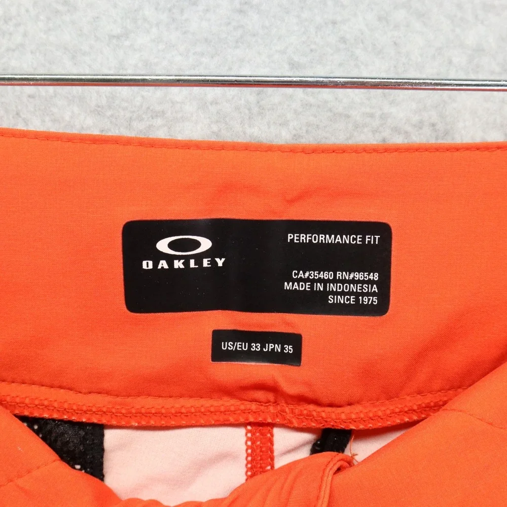 Oakley Board Shorts Mens 33 Performance Fit Surf Swim Beach Trunks Floral NWT